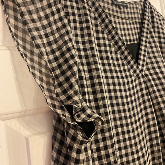 Beautiful Adrianna Papell Lined Blouse - Picture 5 of 6